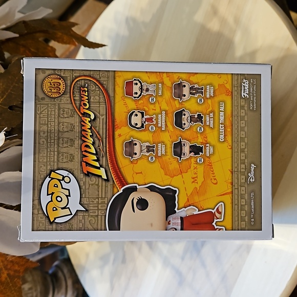 NWP Set of 2 Funko Pops #1351 & #1354 Henry Jones Sr & Marion Ravenwood - Picture 4 of 12